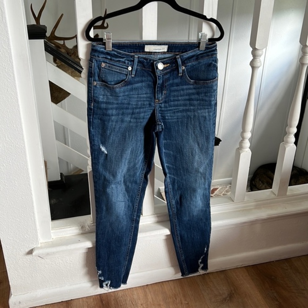 Maurices raw hem skinny jeans cropped size 27 waist
